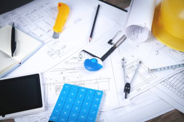 Mimari proje planı ve diğer nesnelerle işyeri mimarisi.