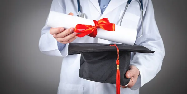 Caucasian Doctor Holding Graduation Hat Diploma Medical Education — Stock Photo, Image
