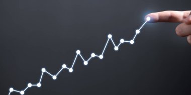 Mali büyüme grafiğinde erkek eli değdi.