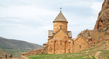 Ermeni kilisesi. Güzel manzara. Bahar geldi.