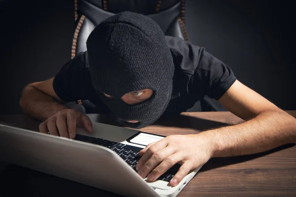 Hacker Stealing Information Office Computer Hacking Criminal — Stock Photo, Image