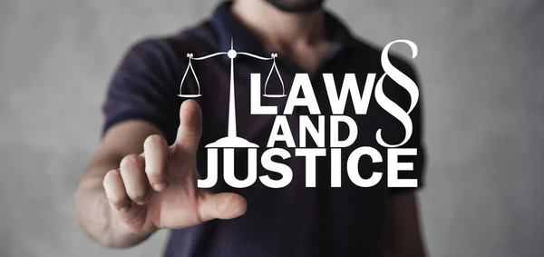 Männliche Hand Zeigt Konzept Für Recht Und Gerechtigkeit — Stockfoto