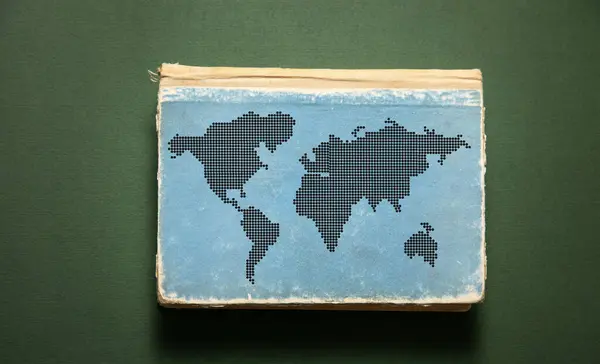 Mapa Del Mundo Con Libro —  Fotos de Stock