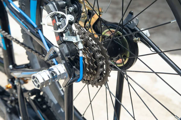 Bisiklet zinciri ve parçaları. Taşıma. Hobi