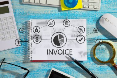 Fatura ve çevrimiçi dijital açıklamalar. İş konsepti