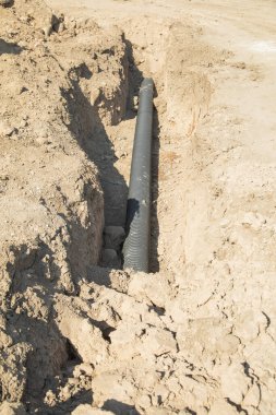 Yerdeki su boruları. Sanayi