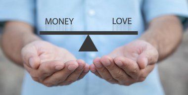 Para ve aşk terazilerdeki kelimeler.