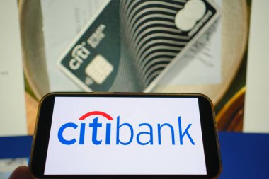 Roosendaal, Hollanda - 29 Temmuz 2025: Citi şirketinin logosunu gösteren bir cep telefonu.