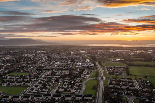 Dundalk, County Louth, İrlanda 'da Gündoğumu' nda iyi uçuşlar.