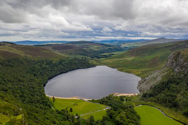 Wicklow Dağları üzerindeki hava manzarası, Wicklow ilçesi, İrlanda