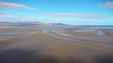 Low Tide, County, Louth, İrlanda 'daki Blackrock Sahili üzerinde Hava Görüntüsü