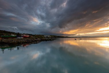 Sky Reflections, Clogherhead, Oriel Port, County Louth, İrlanda Cumhuriyeti