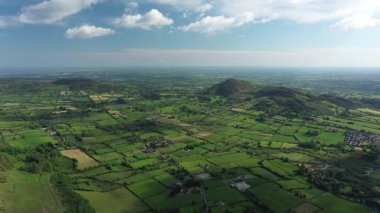 Slieve Gullion üzerinden Midday Flight, County Down, Kuzey İrlanda, Birleşik Krallık