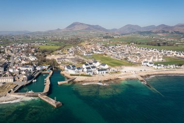 Annalong, County Down, Kuzey İrlanda üzerinden Sabah Uçuşu