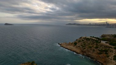 Deniz ve okyanusun havadan görünüşü