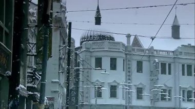 Karda Avrupa tarzı binaların hızlandırılmış fotoğrafları