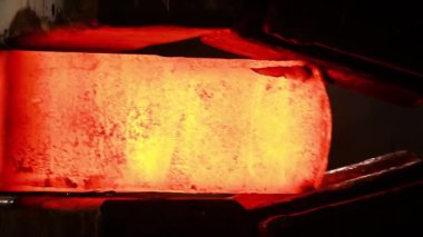 Otomatik Red-Hot Steel Metal Bileşenleri Videosu