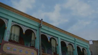 Xinjiang 'da yüz yıllık bir çay evinin sabit çekimi.