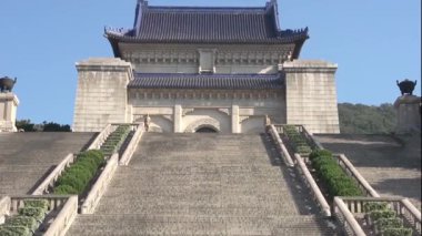 Sun Yat-sen Anıt Salonu 'nun ana girişi, yakın çekim.