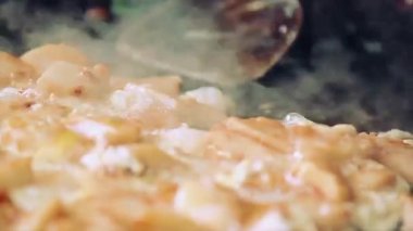 Çeşitli geleneksel Çin atıştırmalıkları.