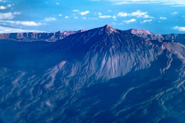 Teide Volkanı, hava manzarası, Del Teide Ulusal Parkı, Tenerife, Kanarya Adası, İspanya