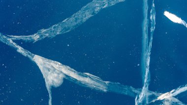 Mavi ve beyaz buzlu soyut arkaplan