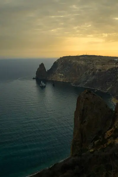Denizde gün batımı Güzel manzaralı