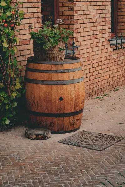 Kudüs, İsrail 'deki eski ahşap fıçı.