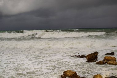 Denizde fırtınalı bir fırtına