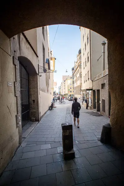 Eski şehrin caddesi.