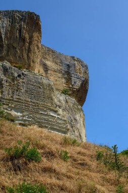 Aziz Nikholas Manastırı 'nın kayası. Meteor köyündeki dağda.