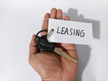 Araç Kilidi ya da Anahtar ve Finansman Kiralama. Finansal hizmetler ve ilgi kavramı
