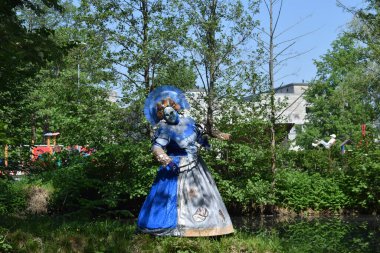 Fantezi Mavi ve Gümüş Karnaval Kostümü