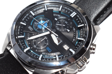  Bir Erkekler Kronograf Saat Yüzünün Yakın Çekimi