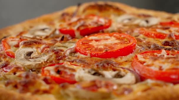 Close Freshly Baked Pizza Mushrooms Cheese Tomatoes Camera Movement Left — Stock Video