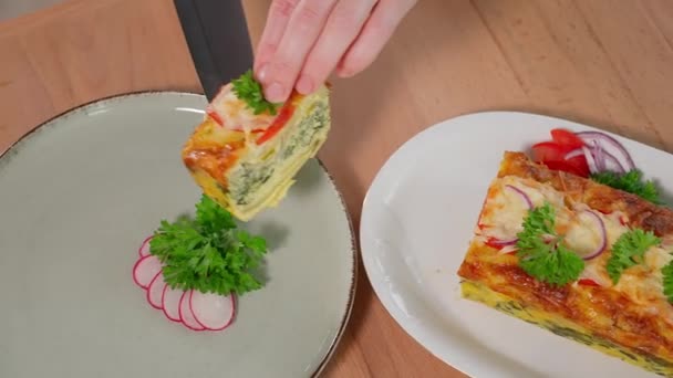 Place Piece Finished Casserole Vegetables Plate Radishes Wooden Surface Frittata — Stock Video