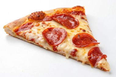 Peynirli pizza, pepperoni, domates, mozzarella, mozzarella peyniri.