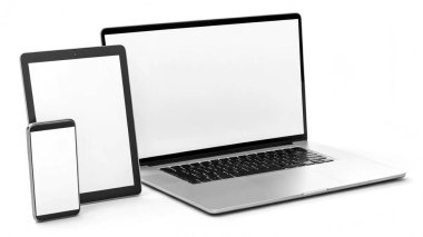 Beyaz arkaplanda boş tablet bilgisayar ve cep telefonu