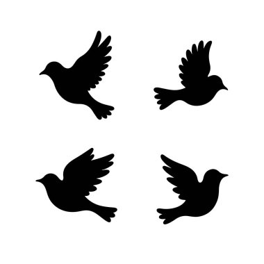 Farklı pozlardaki karga siluetleri duruyor, vıraklıyor ve uçuyor. Korkunç cadılar bayramı silueti, ürkütücü cadılar bayramı karga silueti. Elle çizilmiş hayvanlar silueti.