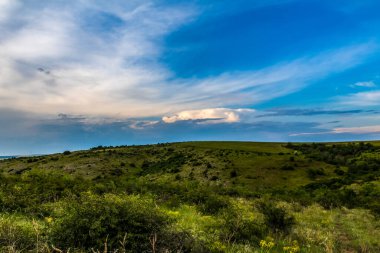 Dağlarda güzel bir gün batımı