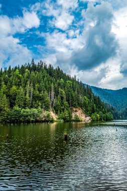 Bir dağlarda güzel manzara
