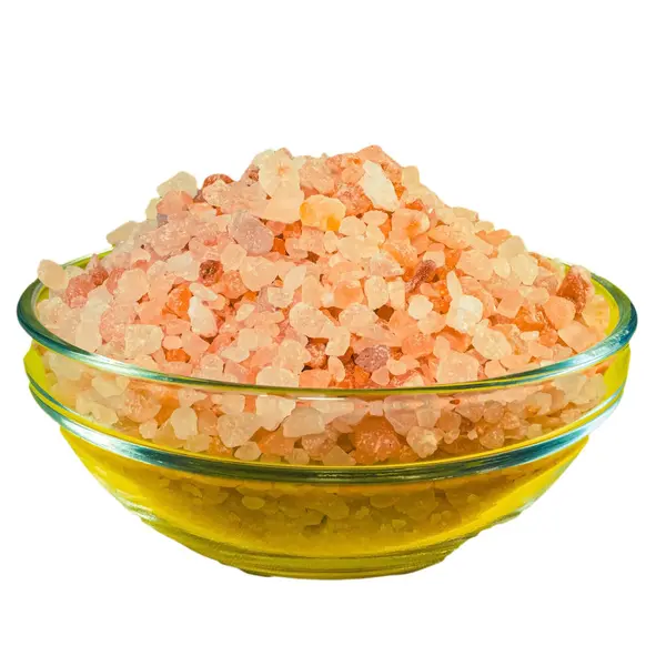 Beyaz arka plan üzerinde izole kase deniz tuzu