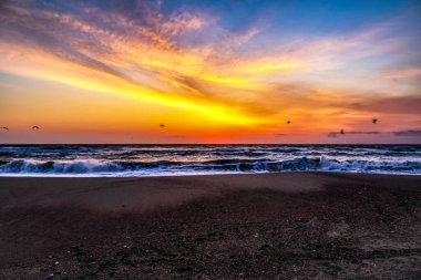 Denizde gün batımı