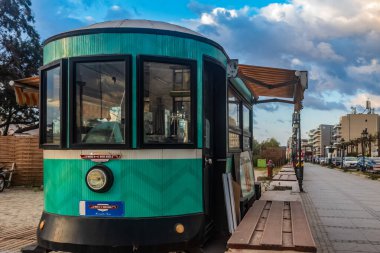 İstanbul 'un eski tramvayı