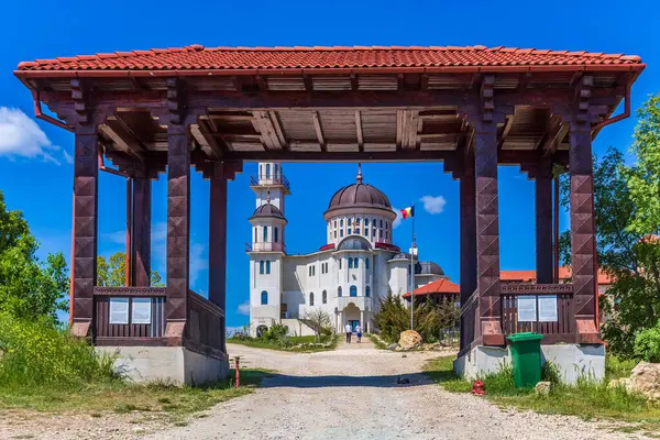 Lovetsky Adası, İspanya 'daki Solovetsky Adası' ndaki St. George Kilisesi.
