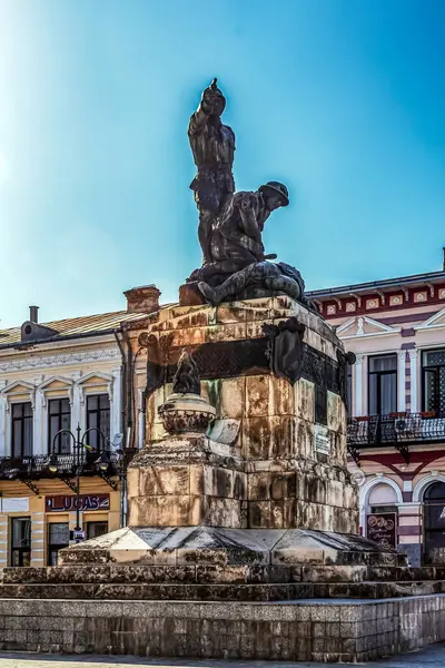 Kral 'ın kralının anıtı, Madrid' in en önemli simgesi olan şehir..
