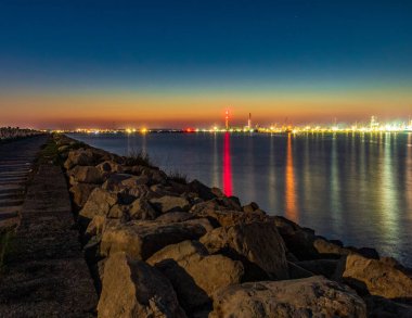 Barselona Limanı 'nda gün batımı