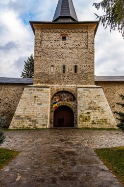Şehrin ortasındaki Otrang Kalesi 'nin kulesi.