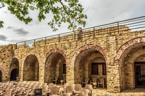 Akdeniz 'deki eski bir akre şehri.