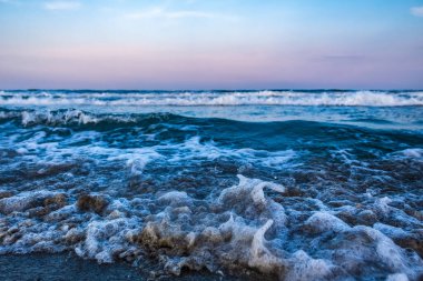 Denizde güzel gün batımı